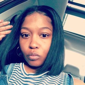 Meet your Posher, Tina